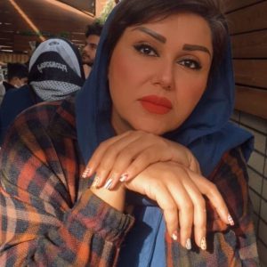 شیرین شکروی
