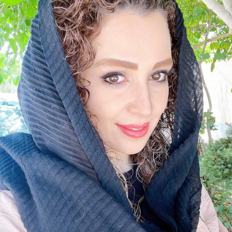 دکتر غزل تقی خانی