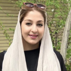 مریم روحانی
